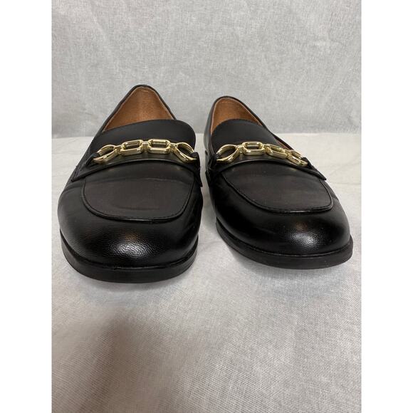 Natrualizer Loafer Low Heal Black Leather Gold Tone Chain Accent Slip On 6.5 - Picture 3 of 10